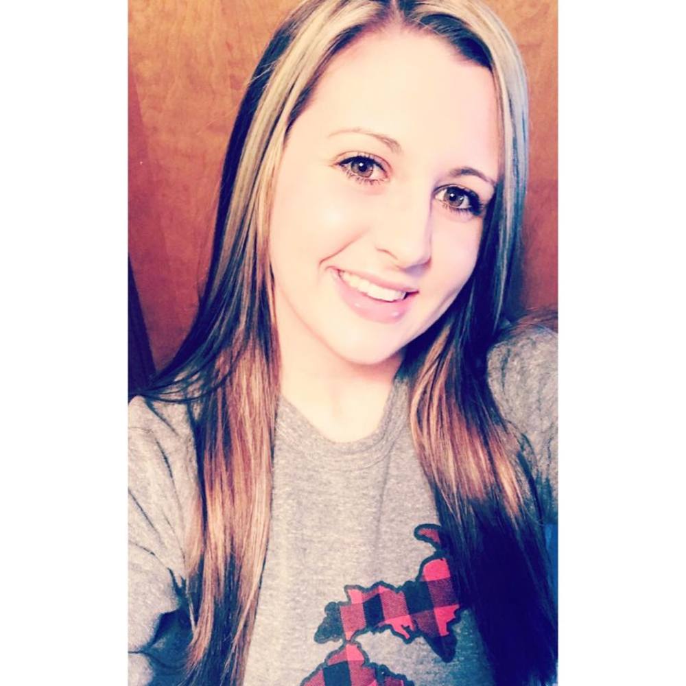 Meet your Posher, Abbie